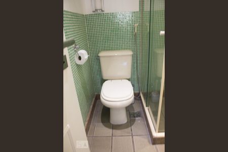 Banheiro Social de apartamento para alugar com 3 quartos, 140m² em Barra da Tijuca, Rio de Janeiro