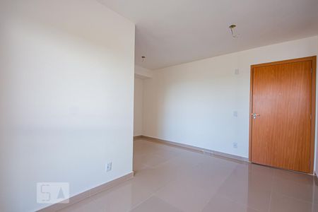 Sala de apartamento para alugar com 1 quarto, 40m² em Rubem Berta, Porto Alegre
