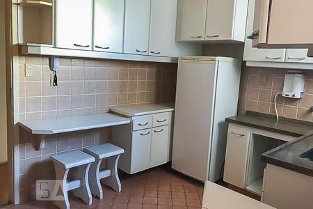 Apartamento à venda com 70m², 2 quartos e 1 vagaCozinha