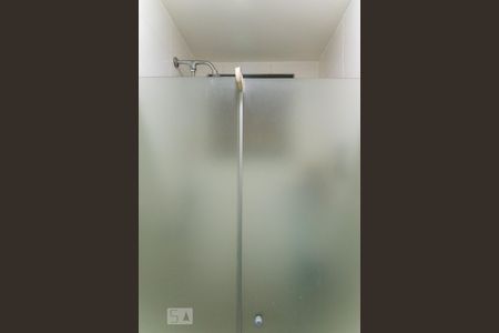 Banheiro de apartamento para alugar com 2 quartos, 60m² em São Cristóvão, Rio de Janeiro