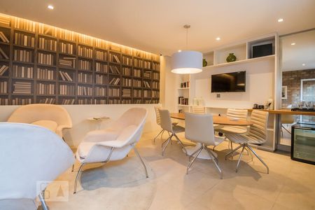 Apartamento para alugar com 40m², 1 quarto e 1 vagaÁrea Comum - Sala de Reuniões