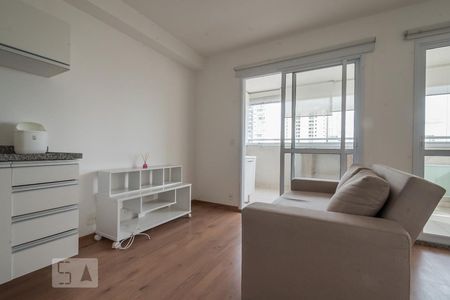 Sala de apartamento para alugar com 1 quarto, 40m² em Jardim Novo Santo Amaro, São Paulo