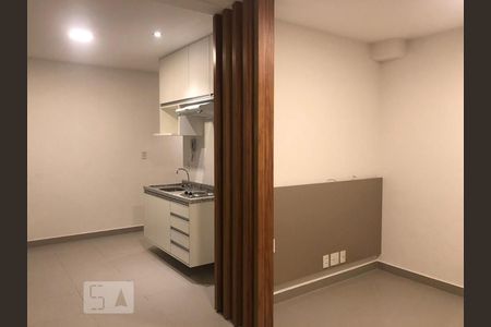 Sala/Cozinha de kitnet/studio para alugar com 1 quarto, 40m² em República, São Paulo
