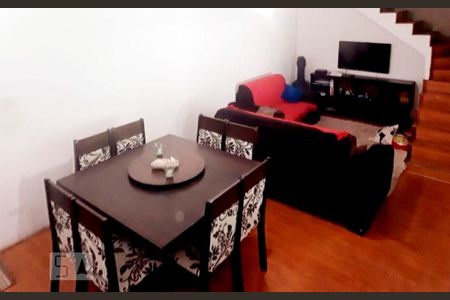 Sala de casa à venda com 3 quartos, 239m² em Vila Talarico, São Paulo