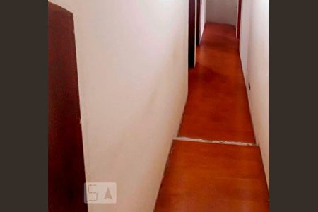 Corredor de casa à venda com 3 quartos, 239m² em Vila Talarico, São Paulo