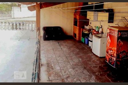 Casa à venda com 239m², 3 quartos e 3 vagas Casa à venda com 239m², 3 quartos e 3 vagasÁrea Externa - Churrasqueira