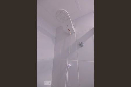 Banheiro de apartamento para alugar com 1 quarto, 34m² em Barra Funda, São Paulo