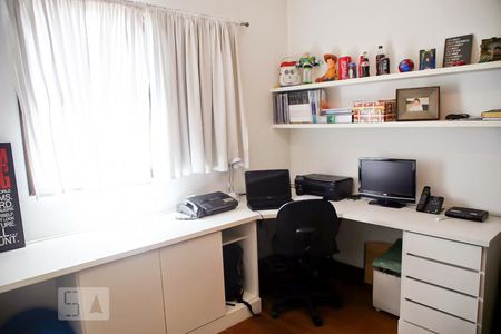 Apartamento para alugar com 186m², 3 quartos e 2 vagasQuarto 3