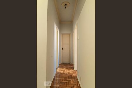 Corredor de apartamento à venda com 3 quartos, 110m² em Bonsucesso, Rio de Janeiro