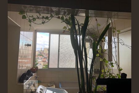 Apartamento à venda com 100m², 2 quartos e 1 vagaÁrea de Serviço