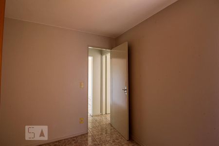 Quarto 2 de apartamento para alugar com 2 quartos, 63m² em Guará Ii, Brasília