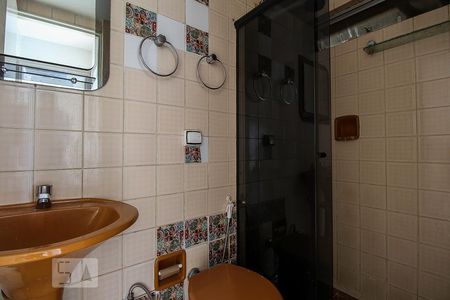 Banheiro Social de apartamento para alugar com 2 quartos, 63m² em Guará Ii, Brasília