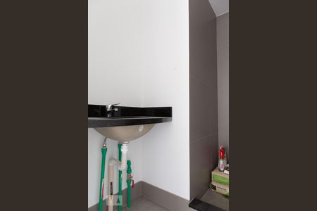 Baheiro de kitnet/studio para alugar com 1 quarto, 38m² em Bela Vista, Porto Alegre
