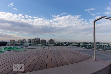 Área Comum - Piscina de kitnet/studio para alugar com 1 quarto, 38m² em Bela Vista, Porto Alegre
