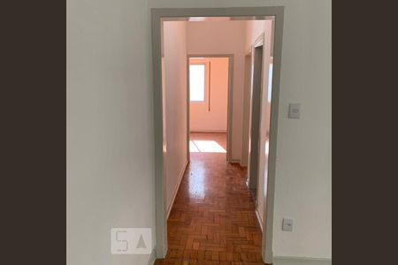 Corredor de apartamento para alugar com 2 quartos, 129m² em Cerqueira César, São Paulo