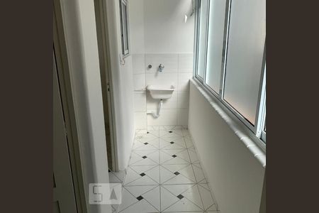 Apartamento para alugar com 129m², 2 quartos e sem vagaArea de serviço