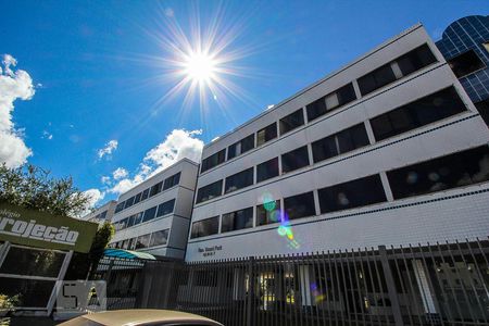 Apartamento para alugar com 72m², 2 quartos e 1 vagaFachada