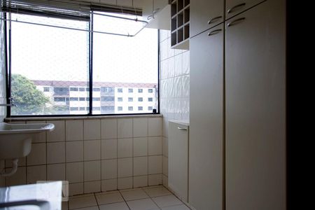 Apartamento para alugar com 72m², 2 quartos e 1 vagaCozinha e Área de Serviço