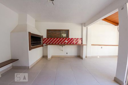 Casa para alugar com 267m², 4 quartos e 4 vagas Casa para alugar com 267m², 4 quartos e 4 vagasSalão de Festa com Churrasqueira