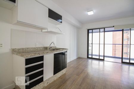 Cozinha de kitnet/studio à venda com 1 quarto, 35m² em Bela Vista, São Paulo