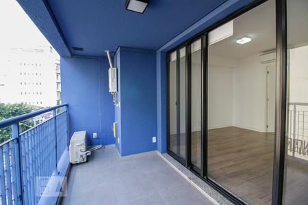 Studio à venda com 35m², 1 quarto e 1 vagaVaranda