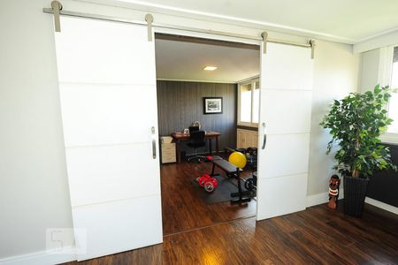 Apartamento para alugar com 300m², 4 quartos e 2 vagas Apartamento para alugar com 300m², 4 quartos e 2 vagasSuite 1