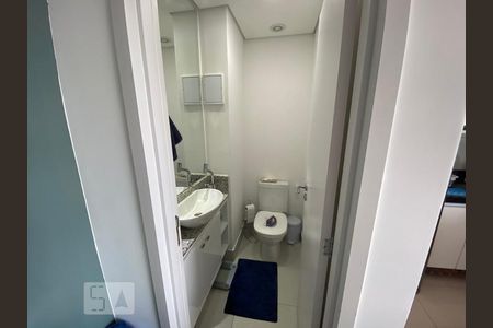 Banheiro de apartamento à venda com 1 quarto, 43m² em Jardim Aeroporto, São Paulo