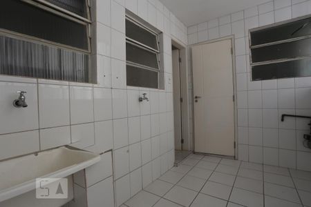 Apartamento para alugar com 118m², 3 quartos e 1 vagaArea de Serviço