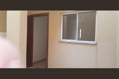 Casa de condomínio à venda com 61m², 2 quartos e 1 vagaÁrea de Serviço