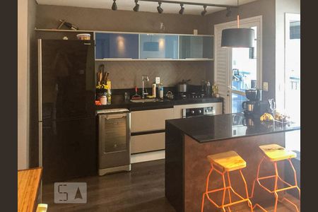 Cozinha de apartamento à venda com 2 quartos, 73m² em Alphaville Empresarial, Barueri