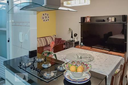 Sala e Cozinha de apartamento para alugar com 3 quartos, 80m² em Vila Eldízia, Santo André