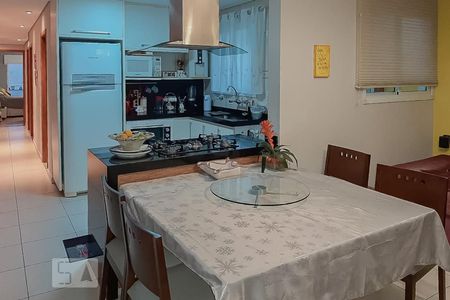 Sala e Cozinha de apartamento para alugar com 3 quartos, 80m² em Vila Eldízia, Santo André