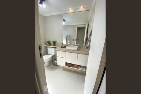 Banheiro de apartamento para alugar com 2 quartos, 60m² em Chácara Califórnia, São Paulo