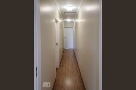 Corredor de casa à venda com 3 quartos, 145m² em Jardim Ester, São Paulo