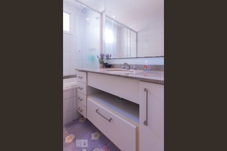 Apartamento para alugar com 67m², 2 quartos e 2 vagas Apartamento para alugar com 67m², 2 quartos e 2 vagasBanheiro Suíte