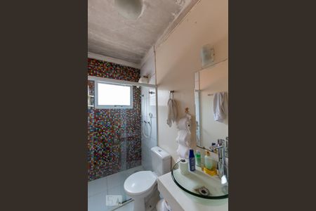 Casa para alugar com 280m², 3 quartos e 4 vagas Casa para alugar com 280m², 3 quartos e 4 vagasBanheiro da suíte 2