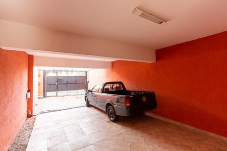 Casa para alugar com 280m², 3 quartos e 4 vagas Casa para alugar com 280m², 3 quartos e 4 vagasGaragem