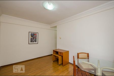Sala de apartamento à venda com 1 quarto, 52m² em Lourdes, Belo Horizonte