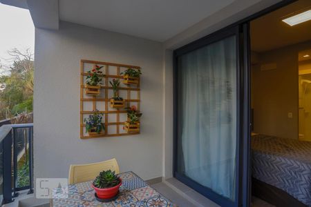 Studio à venda com 25m², 1 quarto e sem vaga Studio à venda com 25m², 1 quarto e sem vagaVaranda do Studio