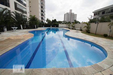 Apartamento para alugar com 115m², 2 quartos e 3 vagasÁrea comum - Piscina
