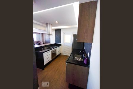 Apartamento para alugar com 115m², 2 quartos e 3 vagasCozinha