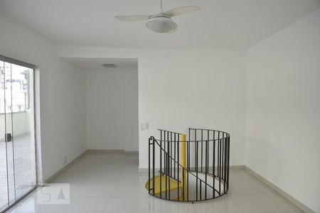 Apartamento à venda com 150m², 2 quartos e 2 vagasCobertura