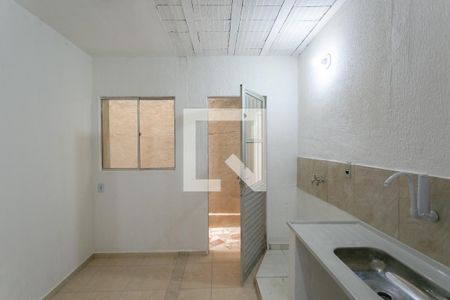 Casa para alugar com 120m², 2 quartos e sem vaga Casa para alugar com 120m², 2 quartos e sem vagaCozinha