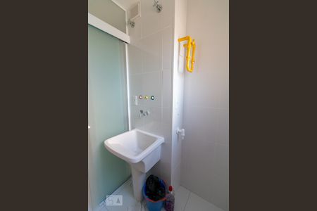 Apartamento à venda com 68m², 2 quartos e 1 vagaÁrea de serviço