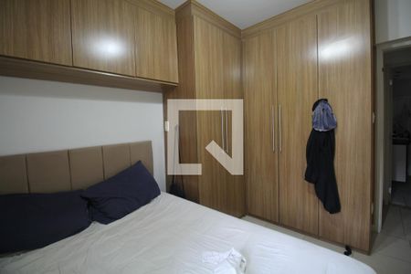 Apartamento à venda com 77m², 3 quartos e 1 vagaQuarto 2