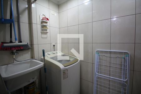 Apartamento à venda com 77m², 3 quartos e 1 vagaÁrea de Serviço