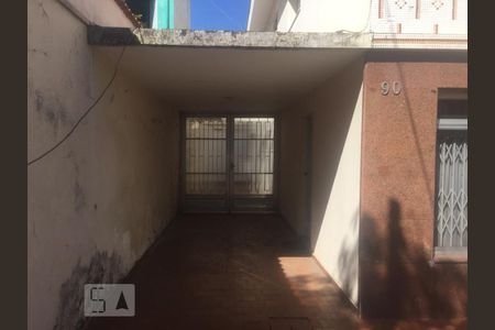Garagem  de casa à venda com 4 quartos, 253m² em Vila Canero, São Paulo
