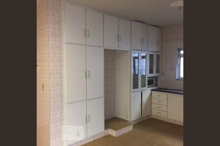 Casa à venda com 253m², 4 quartos e 5 vagasCozinha