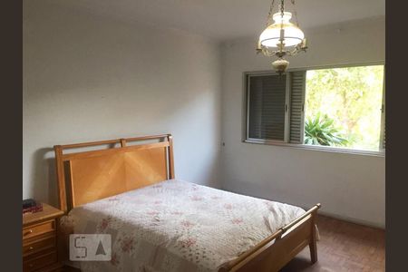 Quarto 1 de casa à venda com 4 quartos, 253m² em Vila Canero, São Paulo