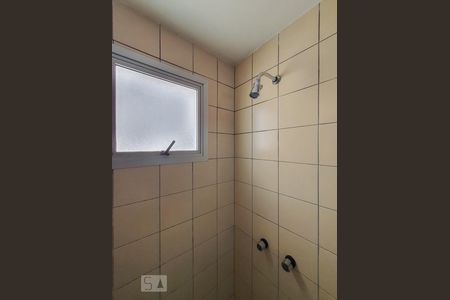 Apartamento à venda com 87m², 3 quartos e 2 vagasDetalhe do banheiro da suíte 